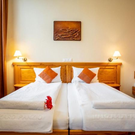 Manzard Panzio Bed & Breakfast Budapest Eksteriør bilde
