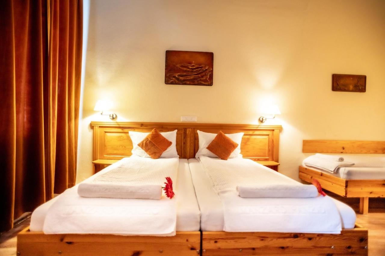 Manzard Panzio Bed & Breakfast Budapest Eksteriør bilde