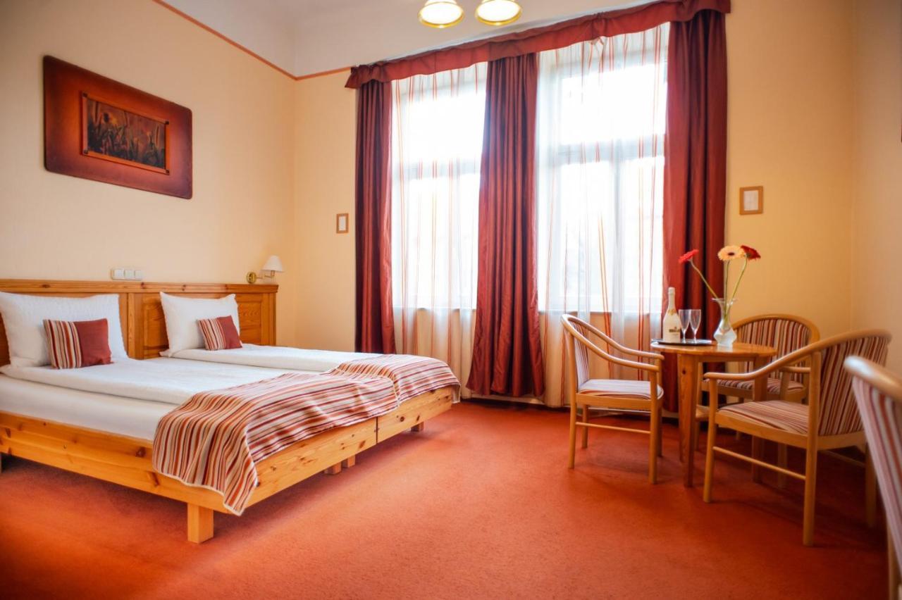 Manzard Panzio Bed & Breakfast Budapest Eksteriør bilde
