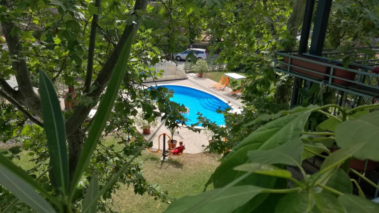 Manzard Panzio Bed & Breakfast Budapest Eksteriør bilde