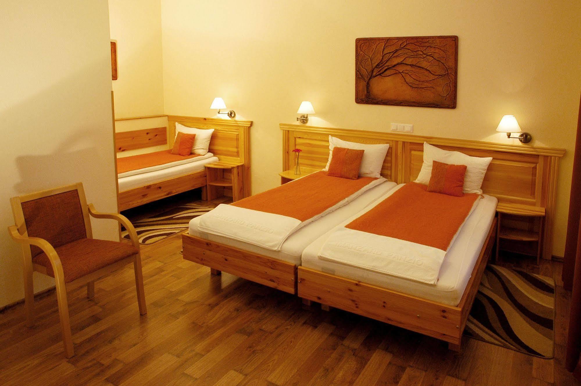 Manzard Panzio Bed & Breakfast Budapest Eksteriør bilde