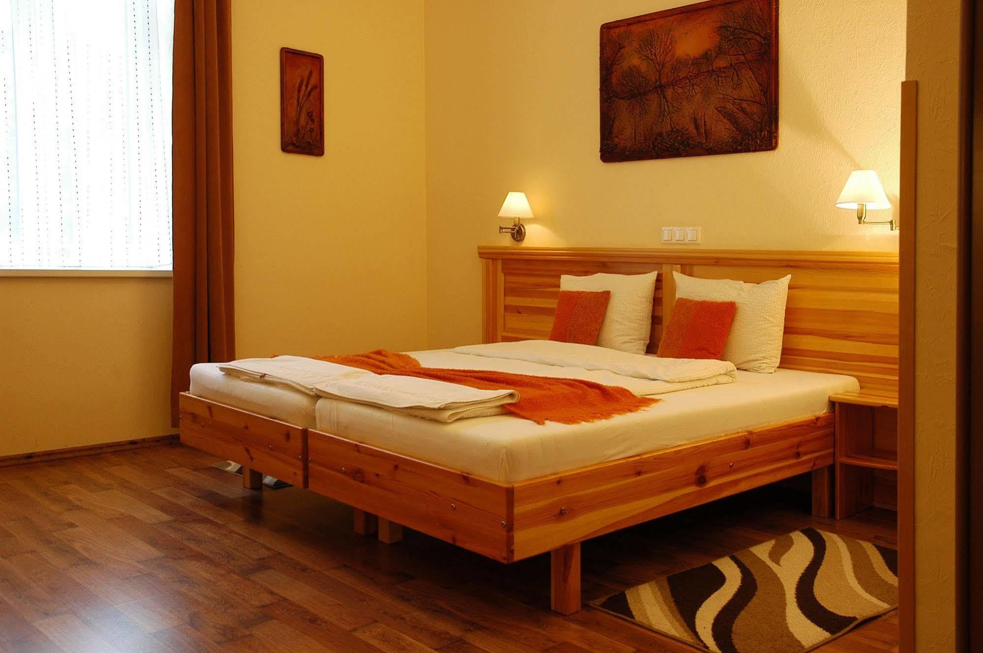 Manzard Panzio Bed & Breakfast Budapest Eksteriør bilde